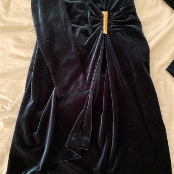 Green Velvet Calvin Klein Wrap Dress - Picture 4 of 4